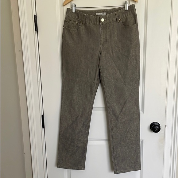 Chico’s Platinum Women’s Ultimate Fit Slim Leg Jeans Grey Metallic 10 - Picture 1 of 7